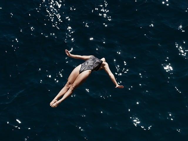Diving into the Buzz: ⁢How to Ride the Wave of Engagement on Your Feed