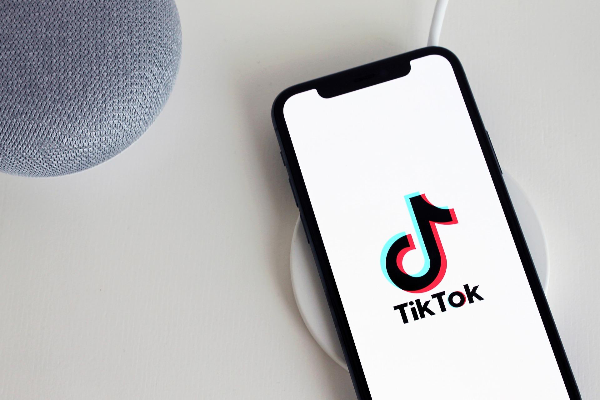 Shine Bright on TikTok ‍with Dark Mode!